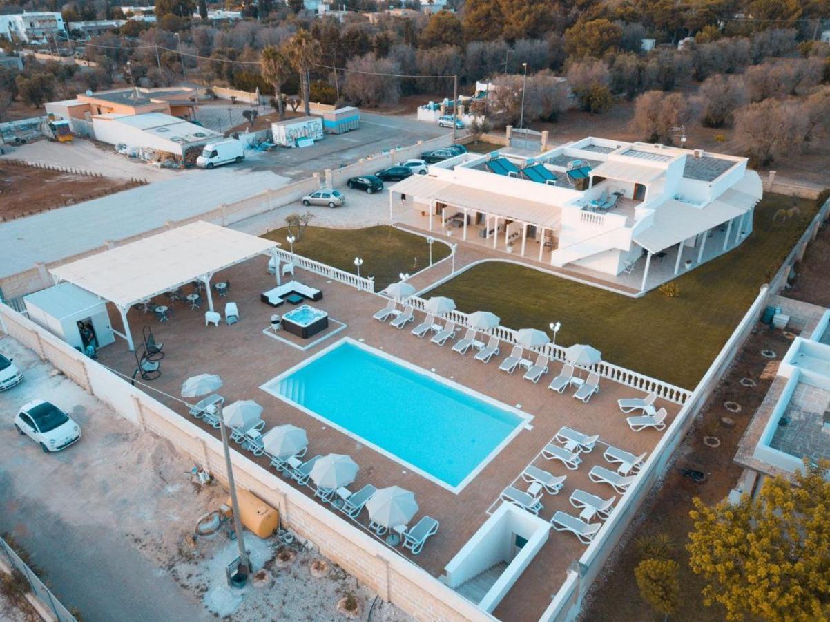 La Palazzina Bed & Breakfast Porto Cesareo Buitenkant foto