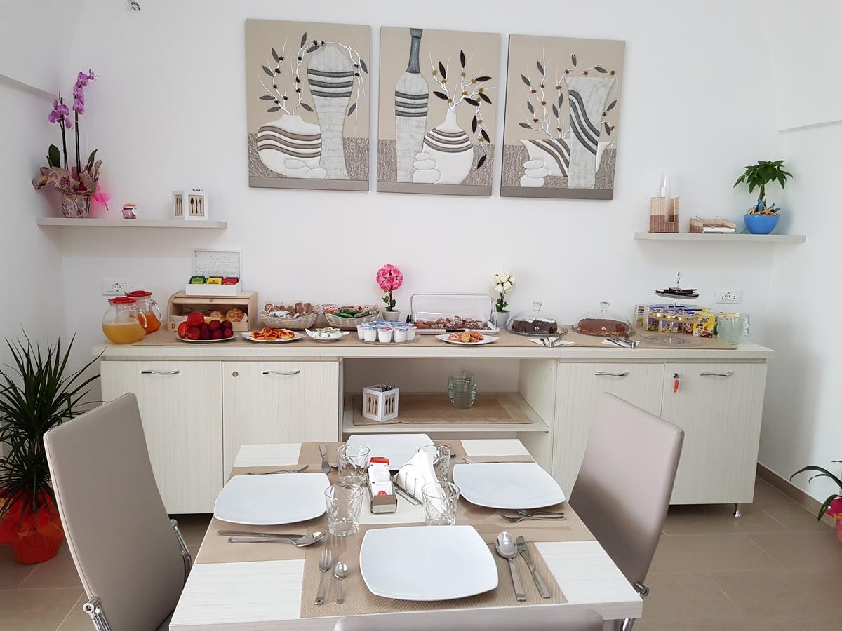 La Palazzina Bed & Breakfast Porto Cesareo Buitenkant foto