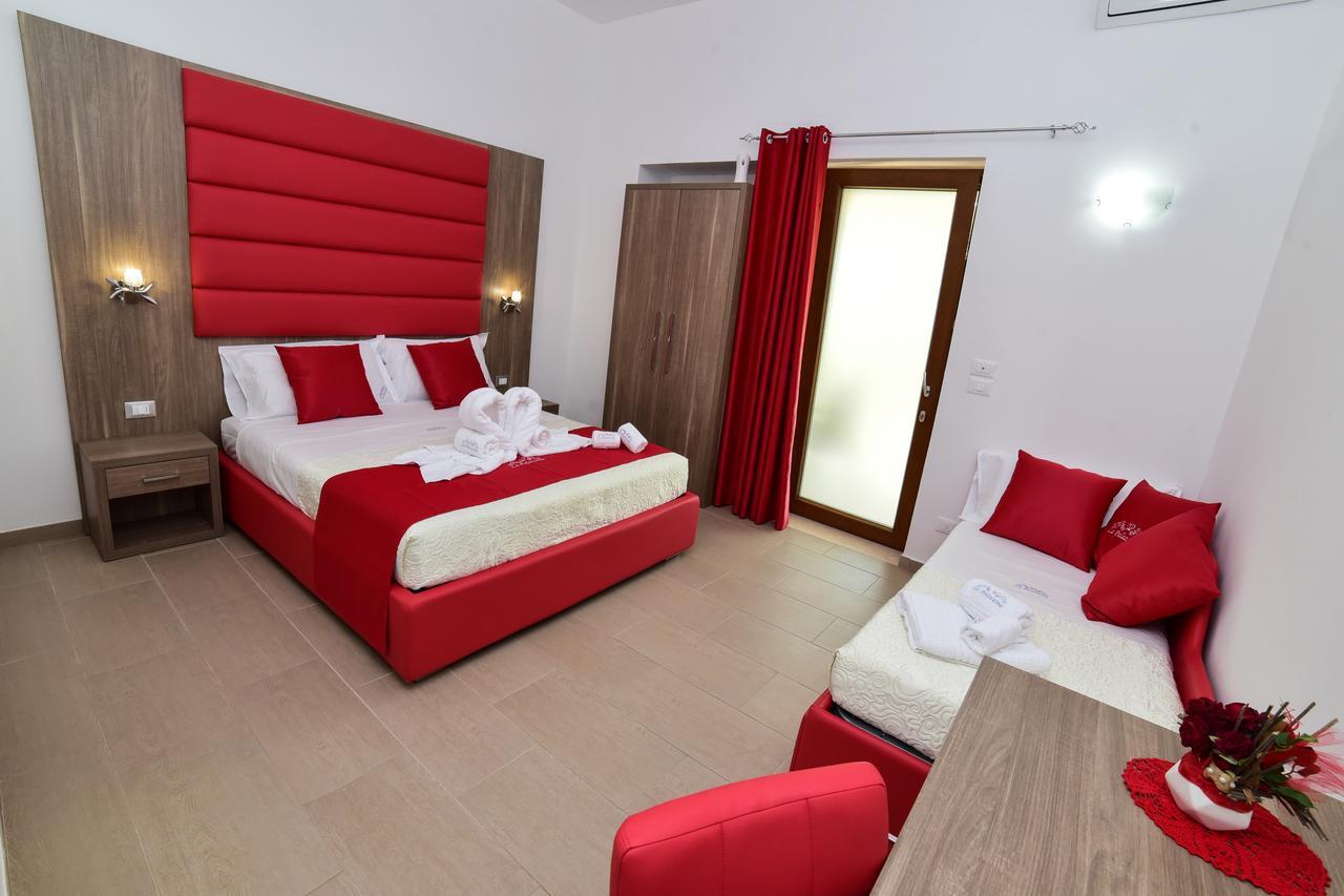 La Palazzina Bed & Breakfast Porto Cesareo Buitenkant foto