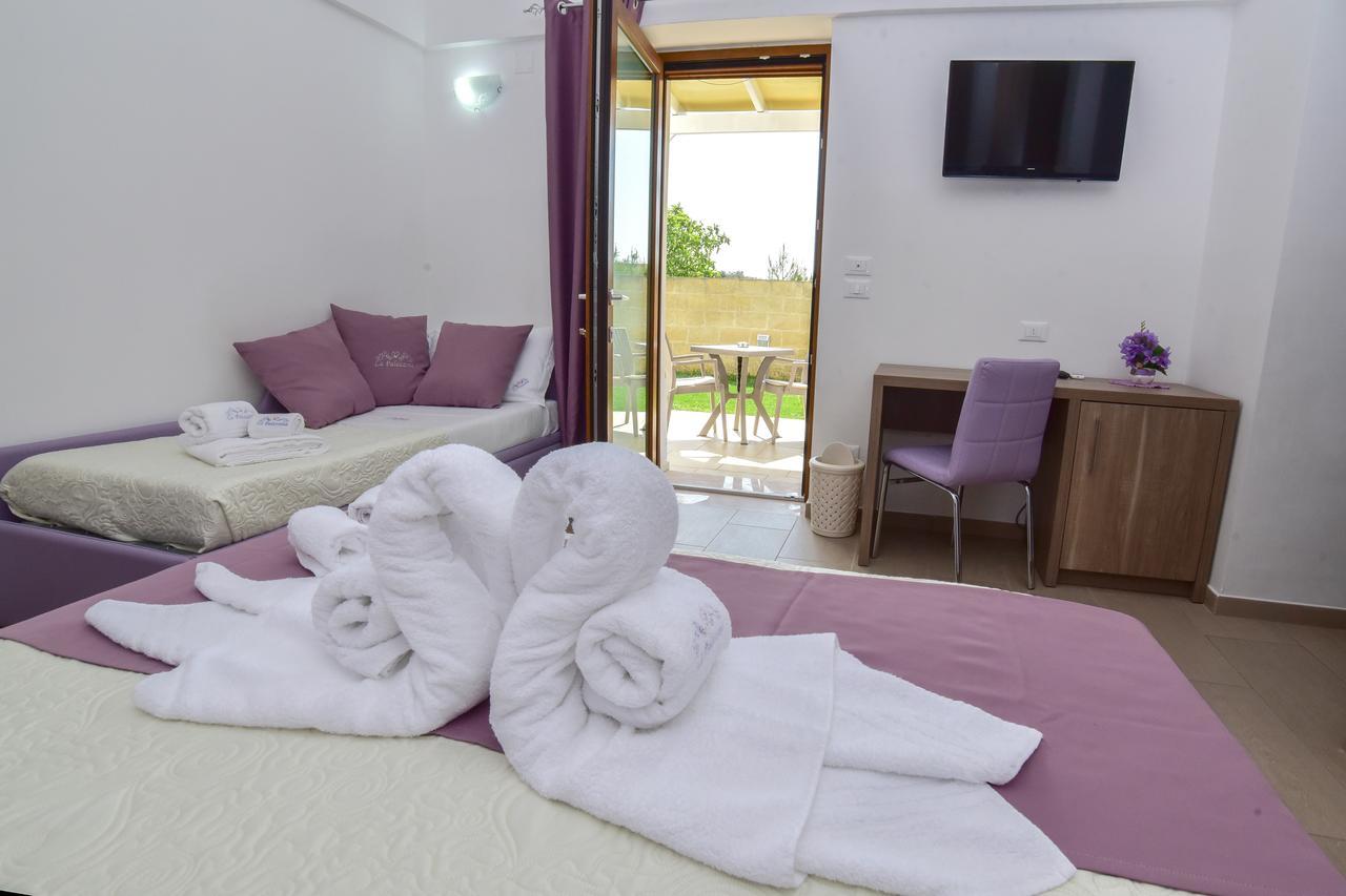 La Palazzina Bed & Breakfast Porto Cesareo Buitenkant foto