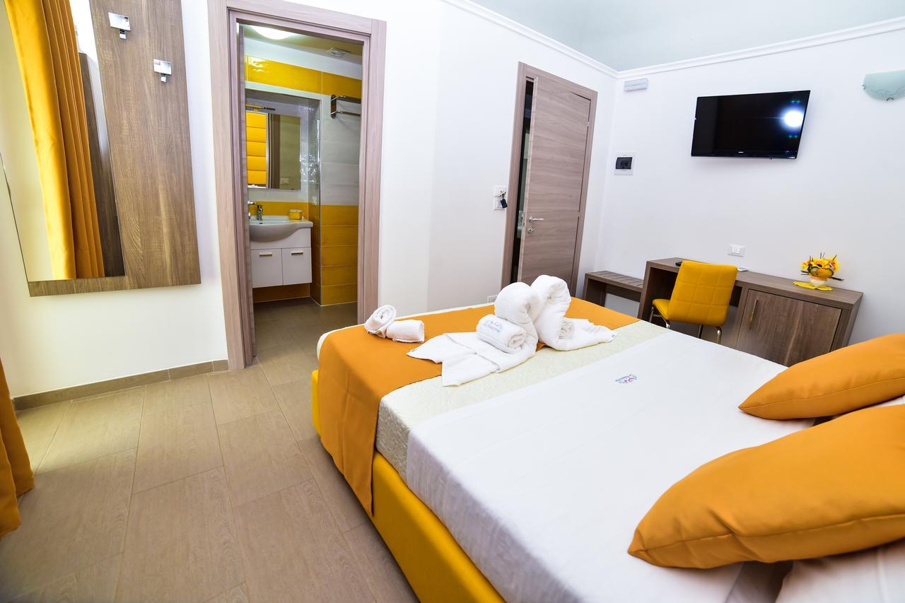 La Palazzina Bed & Breakfast Porto Cesareo Buitenkant foto