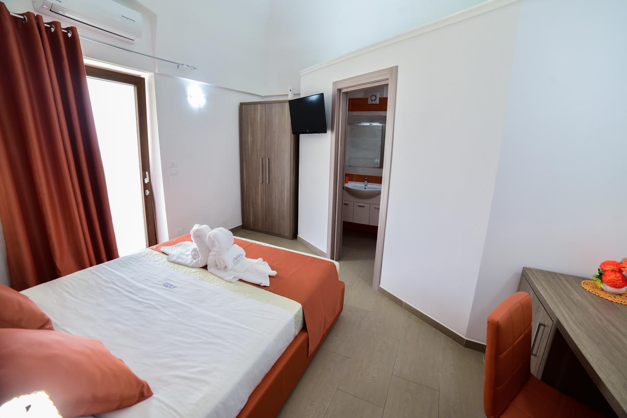 La Palazzina Bed & Breakfast Porto Cesareo Buitenkant foto